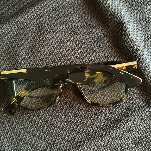BEAUTIFUL NEW BURBERRY B2409 UNISEX EYEWEAR!! - Picture 6 of 8